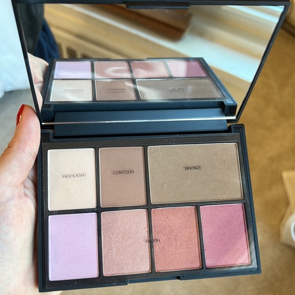 Limited Edition Nars Cheek Studio Palette - Picture 6 of 9